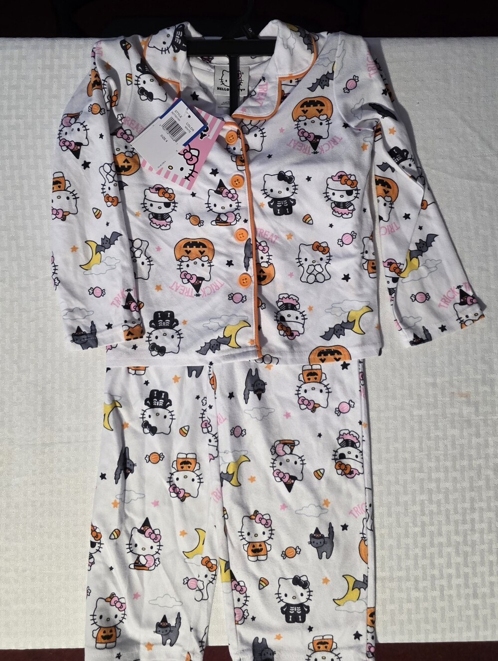 Hello Kitty Kids Halloween Pajama Set - White with Orange & Pink